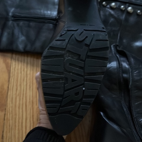 Stuart Weitzman - Picture 5 of 6